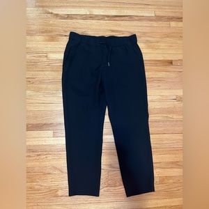 Lululemon Women's Joggers